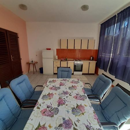 Vistica Apartment'S Podaca Eksteriør billede