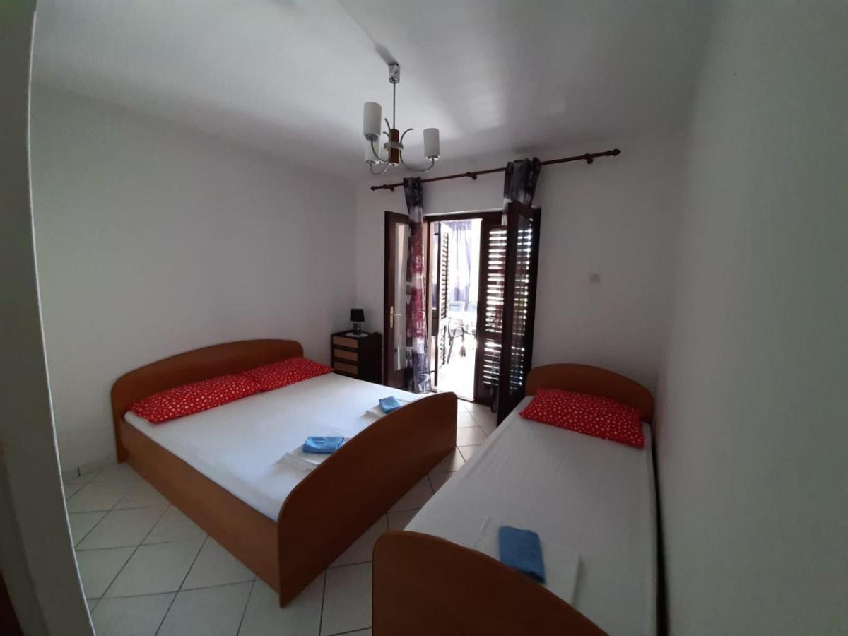 Vistica Apartment'S Podaca Eksteriør billede